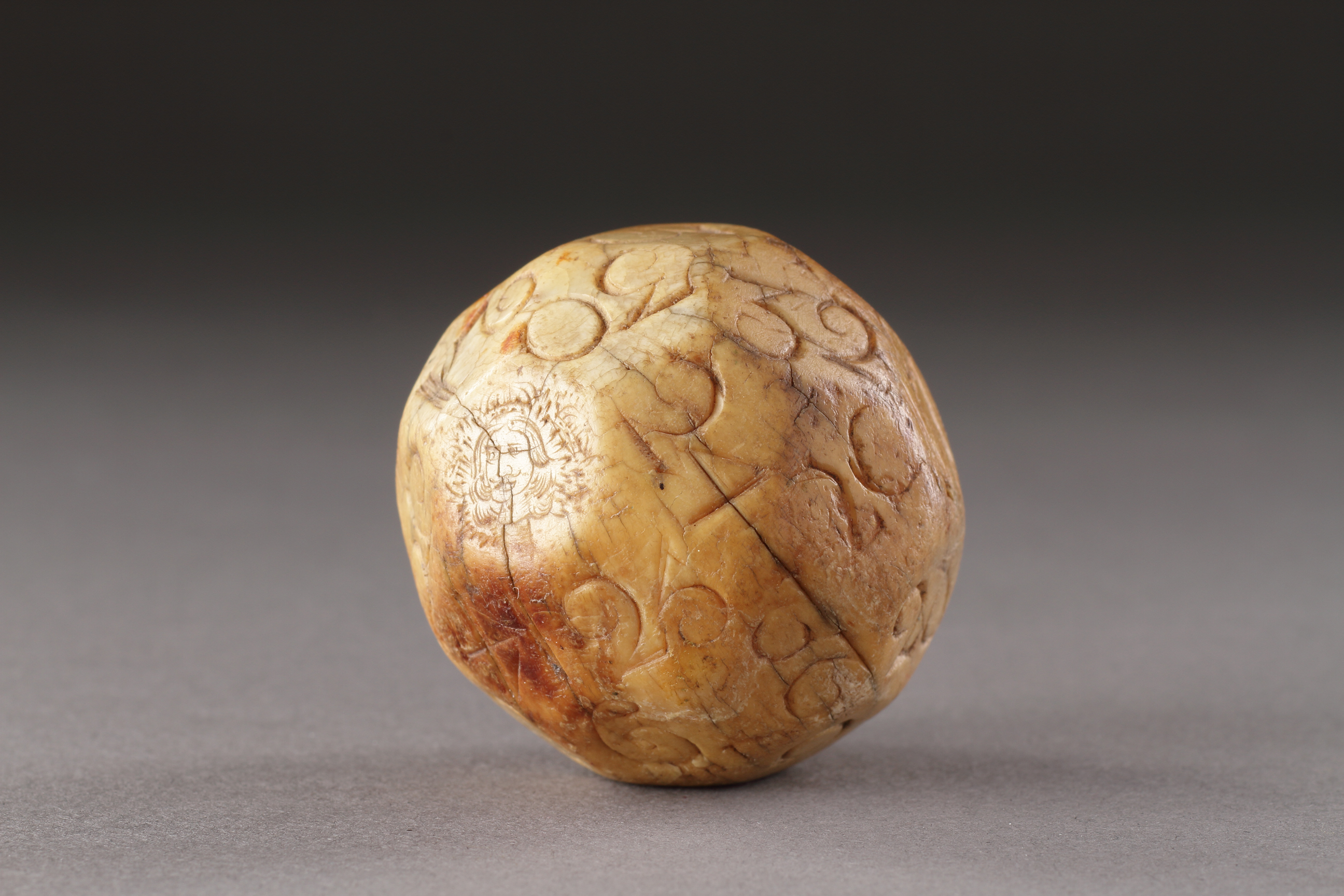 A Very Rare Early British Sailors’ Walrus Ivory Teetotum Ball Numbered 1 - 32